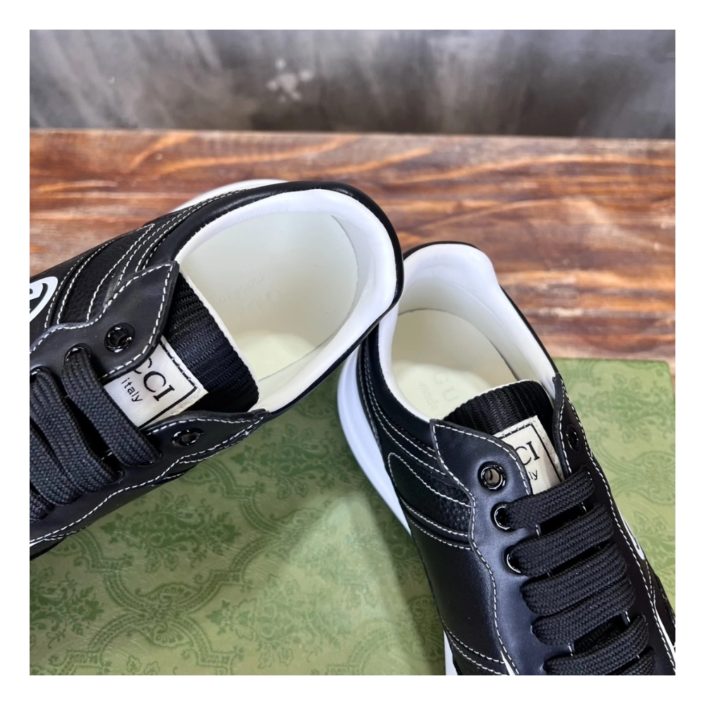 FashionStatement,GUCCI,IconicStyle,ItalianCraftsmanship,LuxuryFootwear,SNEAKER