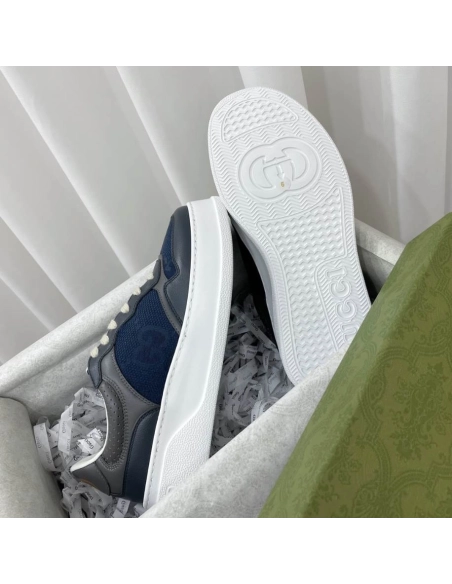 FashionStatement,GUCCI,IconicStyle,ItalianCraftsmanship,LuxuryFootwear,SNEAKER