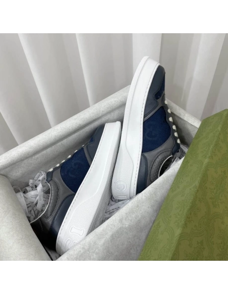 FashionStatement,GUCCI,IconicStyle,ItalianCraftsmanship,LuxuryFootwear,SNEAKER