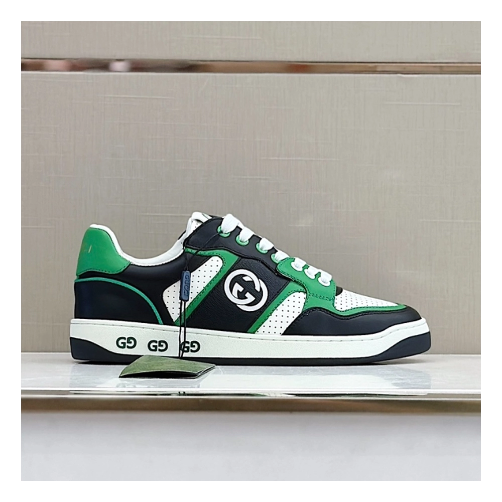 FashionStatement,GUCCI,IconicStyle,ItalianCraftsmanship,LuxuryFootwear,SNEAKER