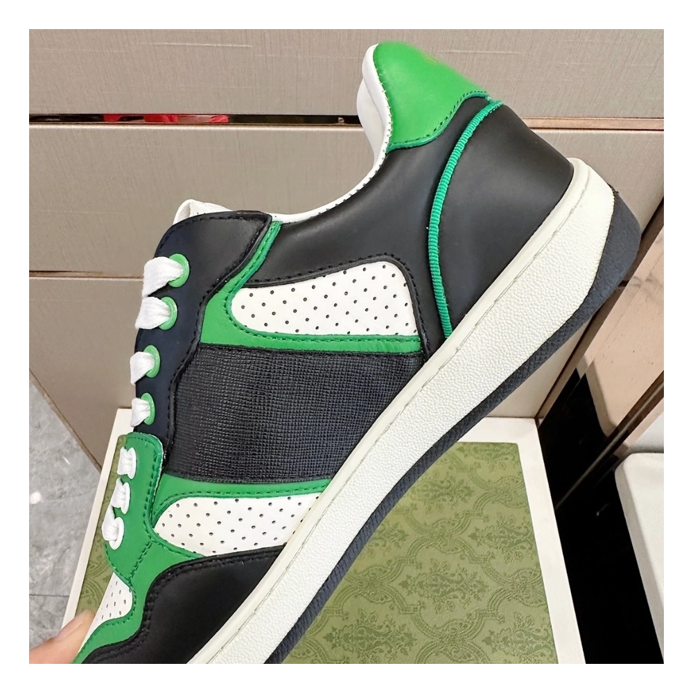 FashionStatement,GUCCI,IconicStyle,ItalianCraftsmanship,LuxuryFootwear,SNEAKER