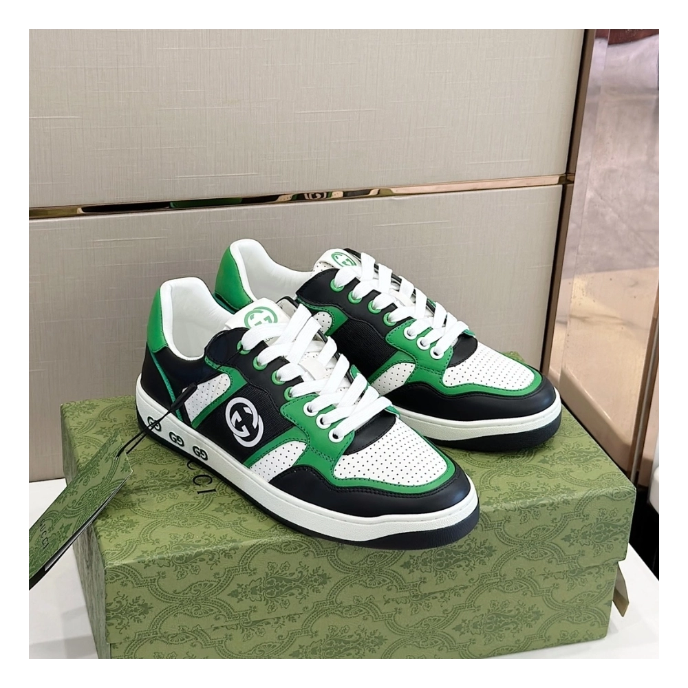 FashionStatement,GUCCI,IconicStyle,ItalianCraftsmanship,LuxuryFootwear,SNEAKER