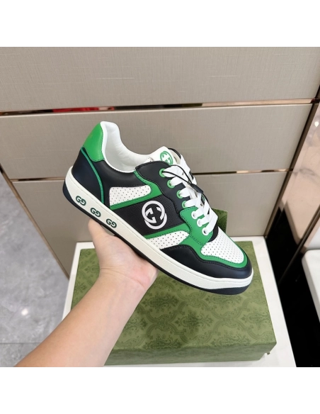 FashionStatement,GUCCI,IconicStyle,ItalianCraftsmanship,LuxuryFootwear,SNEAKER