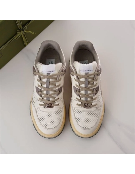 FashionStatement,GUCCI,IconicStyle,ItalianCraftsmanship,LuxuryFootwear,SNEAKER