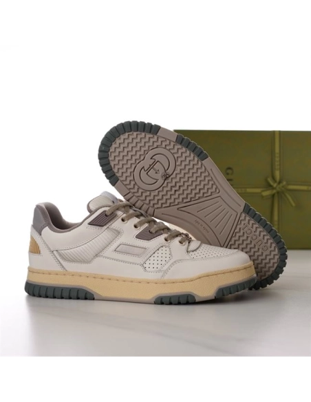 FashionStatement,GUCCI,IconicStyle,ItalianCraftsmanship,LuxuryFootwear,SNEAKER