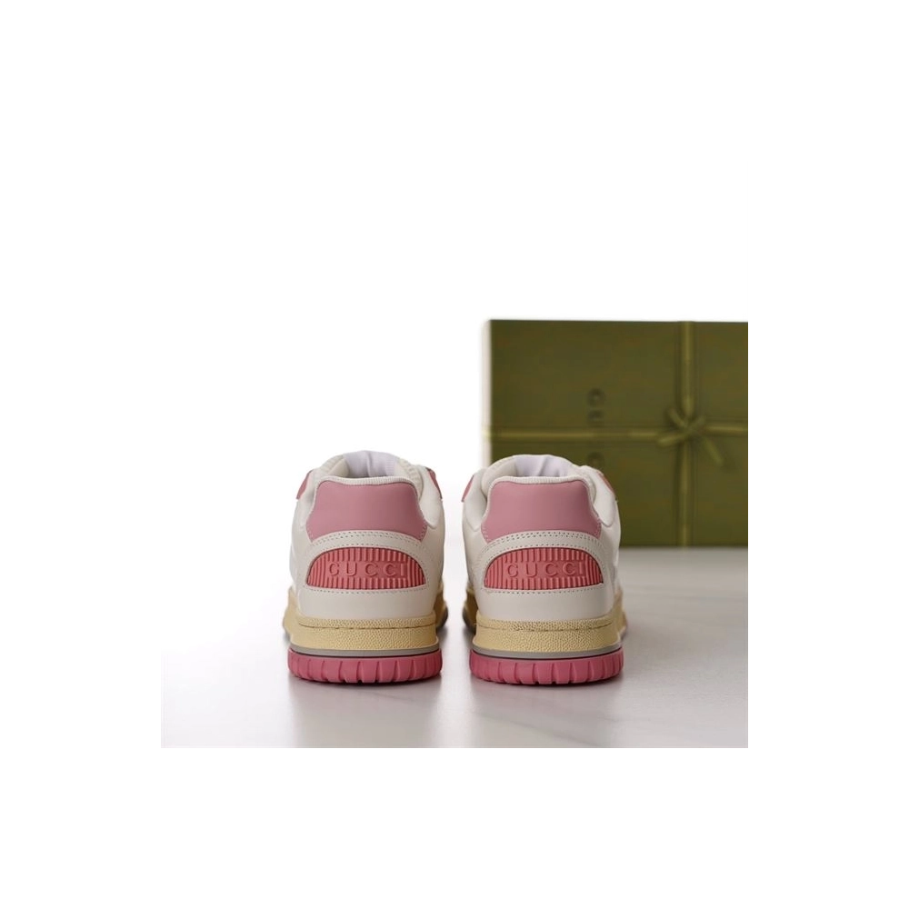 FashionStatement,GUCCI,IconicStyle,ItalianCraftsmanship,LuxuryFootwear,SNEAKER