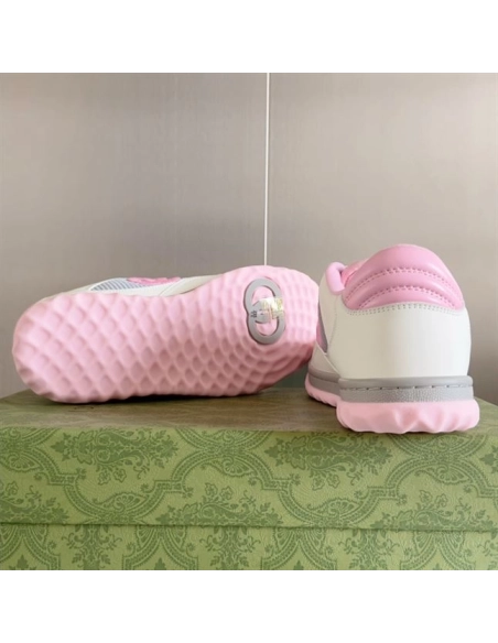 FashionStatement,GUCCI,IconicStyle,ItalianCraftsmanship,LuxuryFootwear,SNEAKER