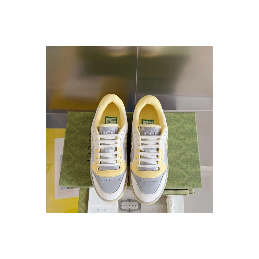 FashionStatement,GUCCI,IconicStyle,ItalianCraftsmanship,LuxuryFootwear,SNEAKER