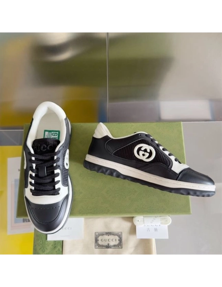 FashionStatement,GUCCI,IconicStyle,ItalianCraftsmanship,LuxuryFootwear,SNEAKER