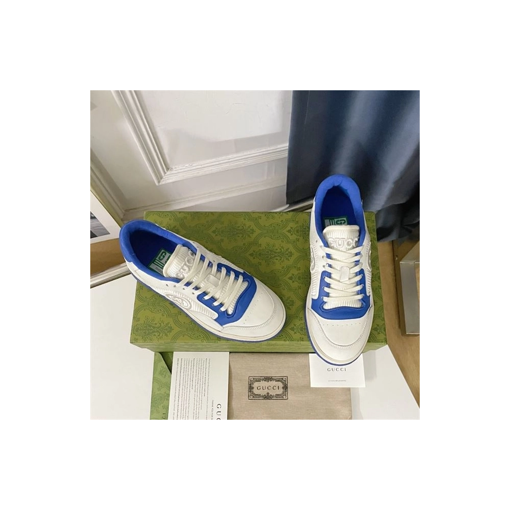 FashionStatement,GUCCI,IconicStyle,ItalianCraftsmanship,LuxuryFootwear,SNEAKER