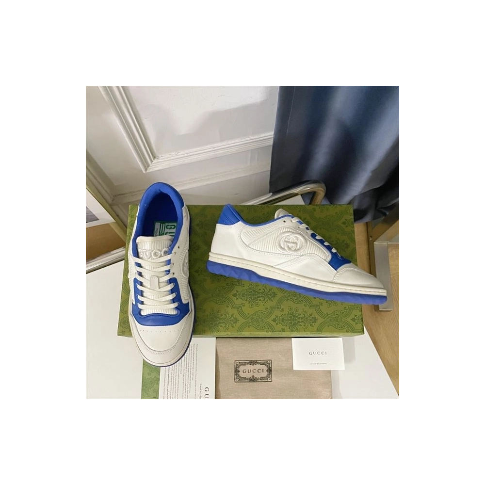 FashionStatement,GUCCI,IconicStyle,ItalianCraftsmanship,LuxuryFootwear,SNEAKER