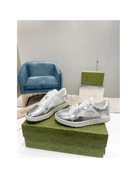 FashionStatement,GUCCI,IconicStyle,ItalianCraftsmanship,LuxuryFootwear,SNEAKER