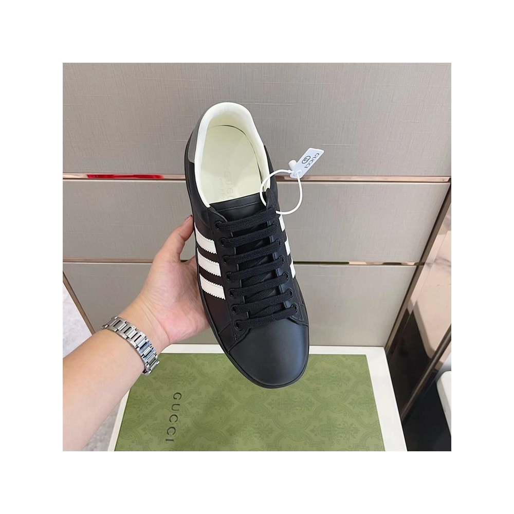 FashionStatement,GUCCI,LuxuryFootwear,SNEAKER