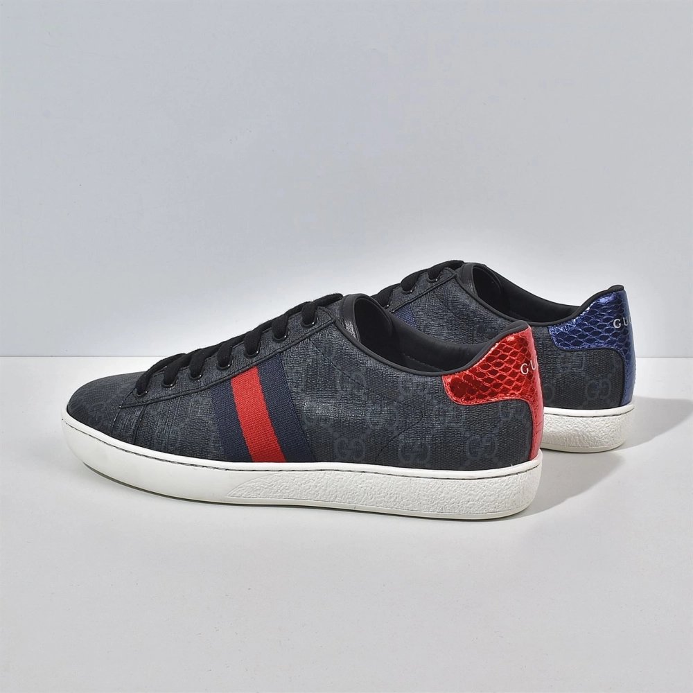 FashionStatement,GUCCI,LuxuryFootwear,SNEAKER