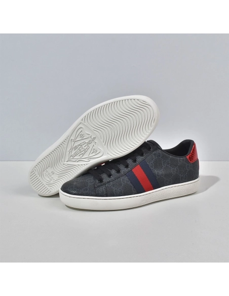 FashionStatement,GUCCI,LuxuryFootwear,SNEAKER