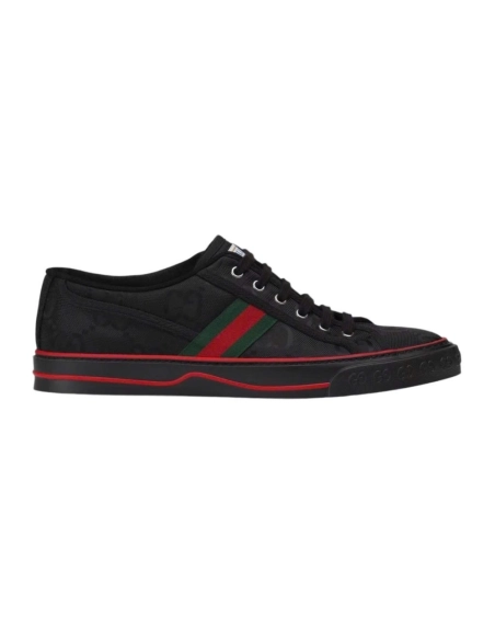 FashionStatement,GUCCI,IconicStyle,ItalianCraftsmanship,LuxuryFootwear,SNEAKER