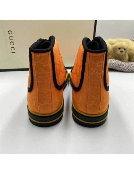 GUCCI,IconicStyle,ItalianCraftsmanship,LOW-TOP,LuxuryFootwear,SNEAKER