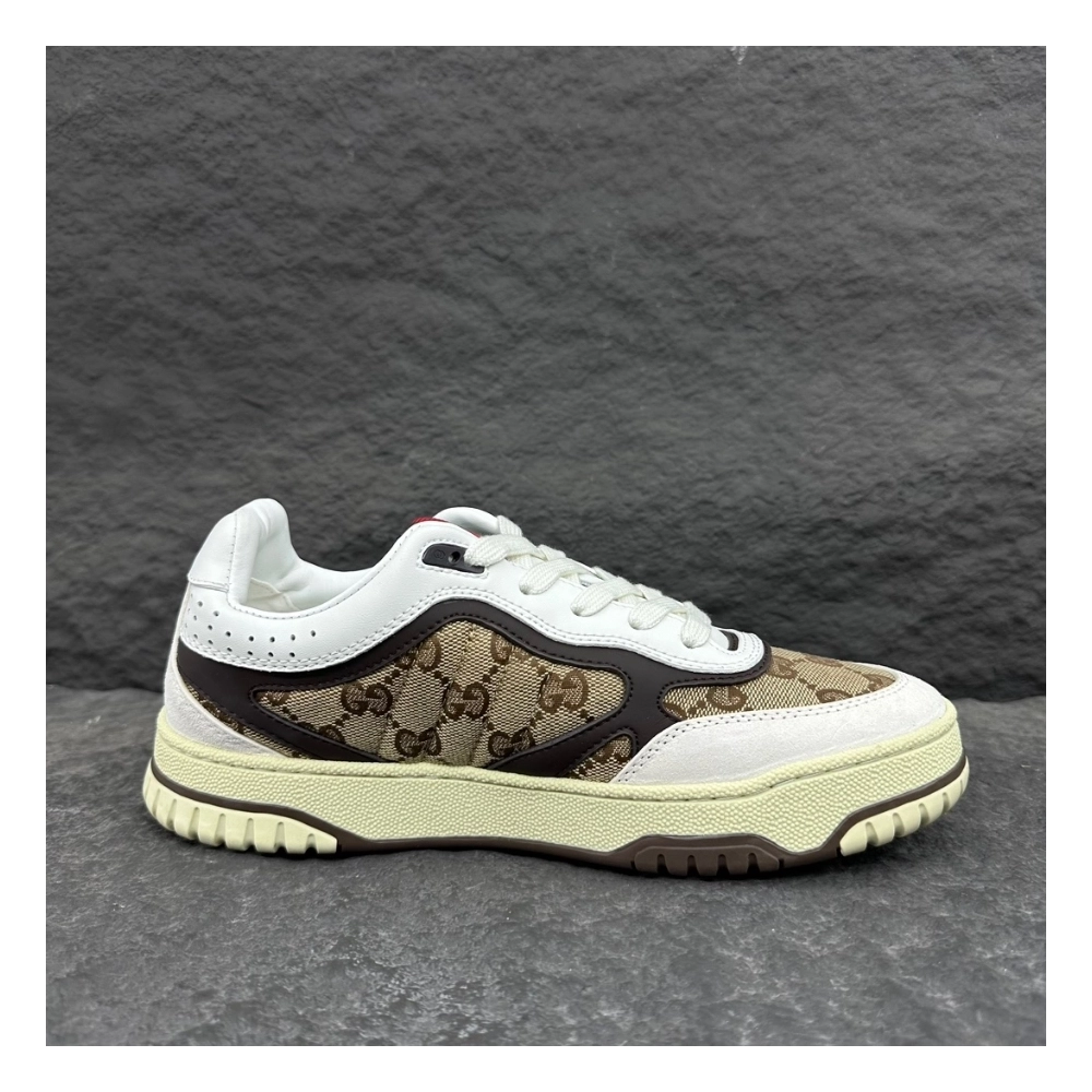 FashionStatement,GUCCI,IconicStyle,ItalianCraftsmanship,LuxuryFootwear,SNEAKER