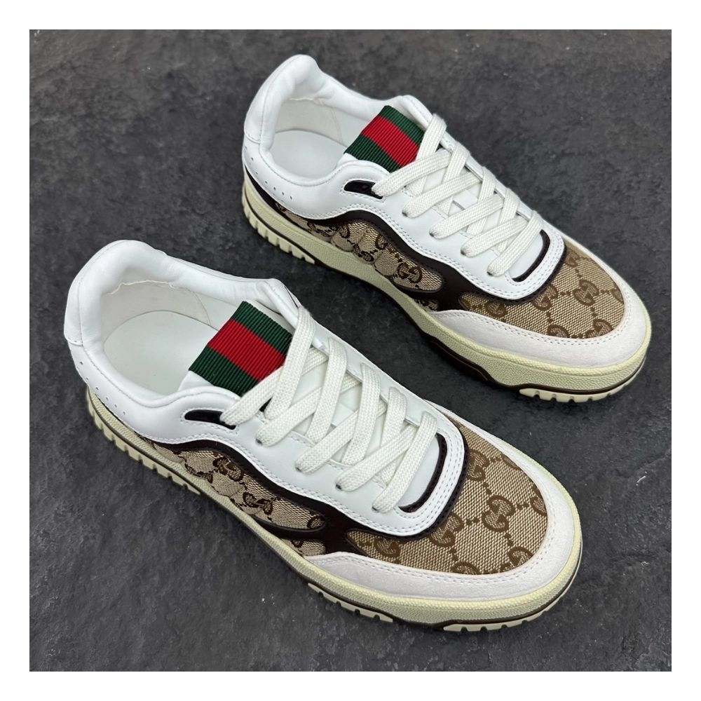 FashionStatement,GUCCI,IconicStyle,ItalianCraftsmanship,LuxuryFootwear,SNEAKER