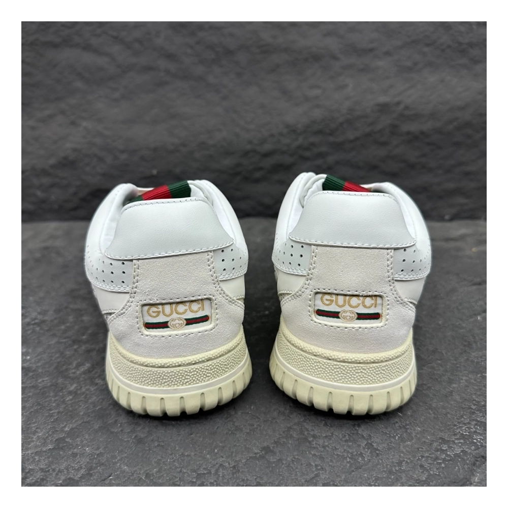 FashionStatement,GUCCI,IconicStyle,ItalianCraftsmanship,LuxuryFootwear,SNEAKER