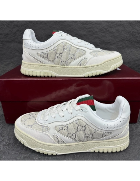 FashionStatement,GUCCI,IconicStyle,ItalianCraftsmanship,LuxuryFootwear,SNEAKER