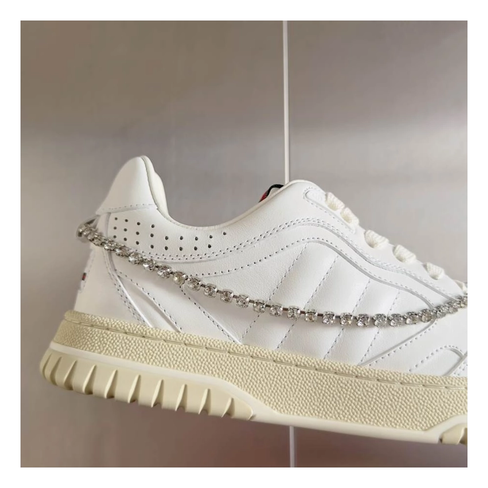 FashionStatement,GUCCI,IconicStyle,ItalianCraftsmanship,LuxuryFootwear,SNEAKER