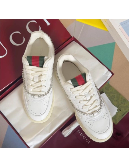 FashionStatement,GUCCI,IconicStyle,ItalianCraftsmanship,LuxuryFootwear,SNEAKER