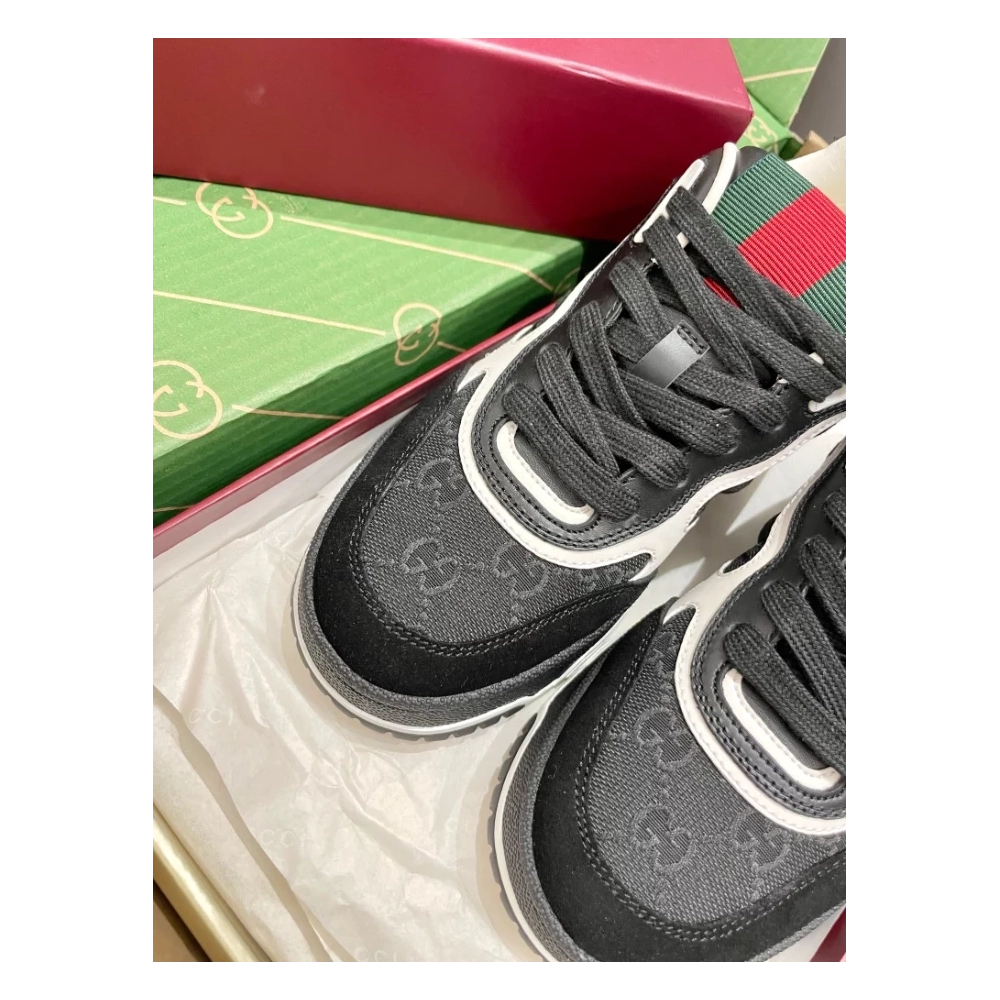 FashionStatement,FOOTWEAR,GUCCI,IconicStyle,LuxuryFootwear,SHOES FOR MEN,Sneakers