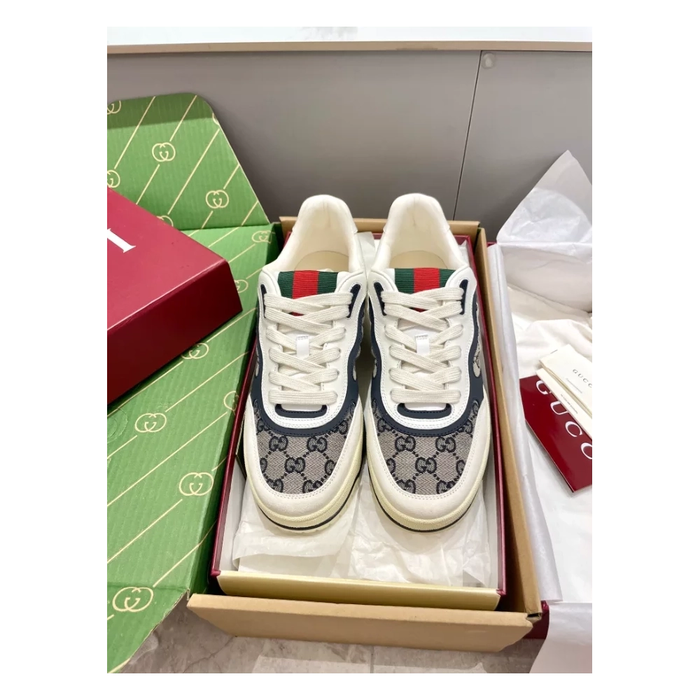 FashionStatement,FOOTWEAR,GUCCI,IconicStyle,LuxuryFootwear,SHOES FOR MEN,Sneakers