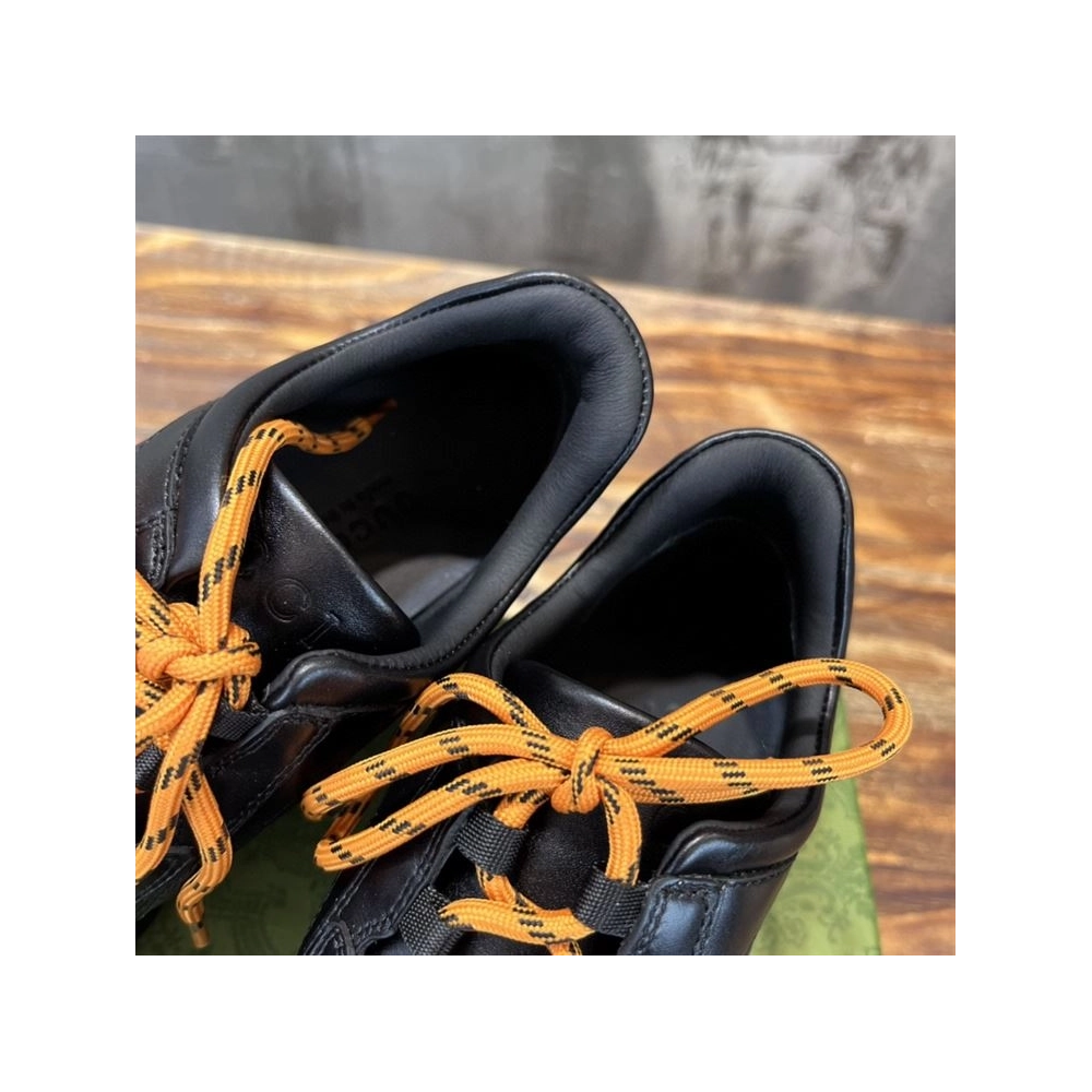 FashionStatement,GUCCI,IconicStyle,ItalianCraftsmanship,LuxuryFootwear,SNEAKER