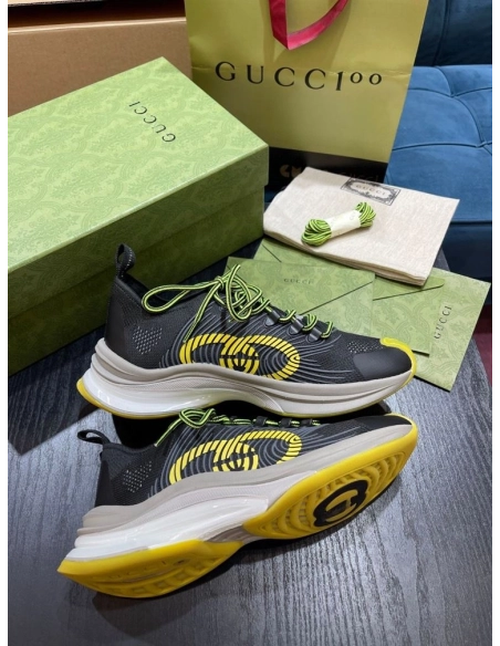 FashionStatement,GUCCI,IconicStyle,ItalianCraftsmanship,LuxuryFootwear,SNEAKER