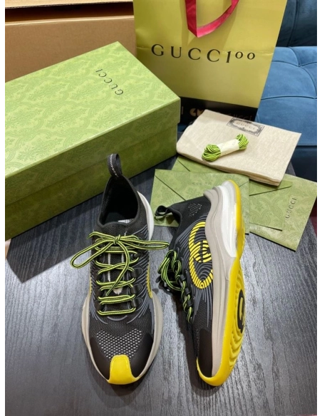 FashionStatement,GUCCI,IconicStyle,ItalianCraftsmanship,LuxuryFootwear,SNEAKER