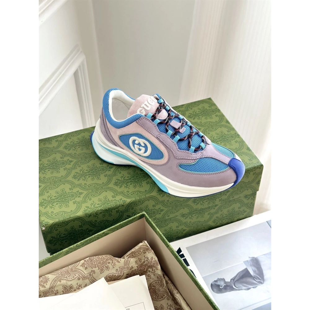 FashionStatement,GUCCI,IconicStyle,ItalianCraftsmanship,LuxuryFootwear,SNEAKER