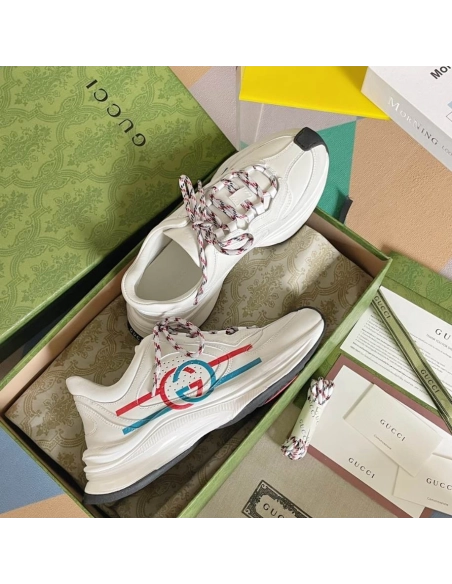 FashionStatement,GUCCI,IconicStyle,ItalianCraftsmanship,LuxuryFootwear,SNEAKER