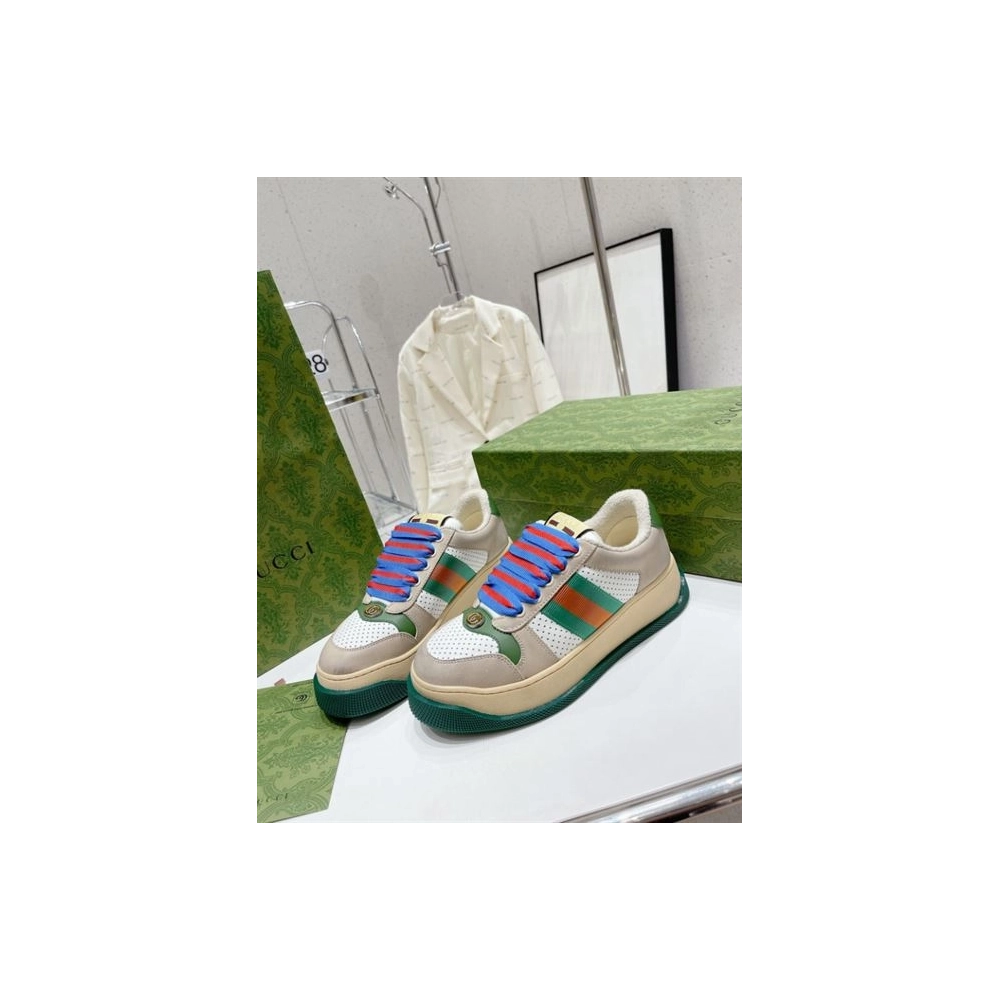 FashionStatement,GUCCI,IconicStyle,ItalianCraftsmanship,LuxuryFootwear,SNEAKER