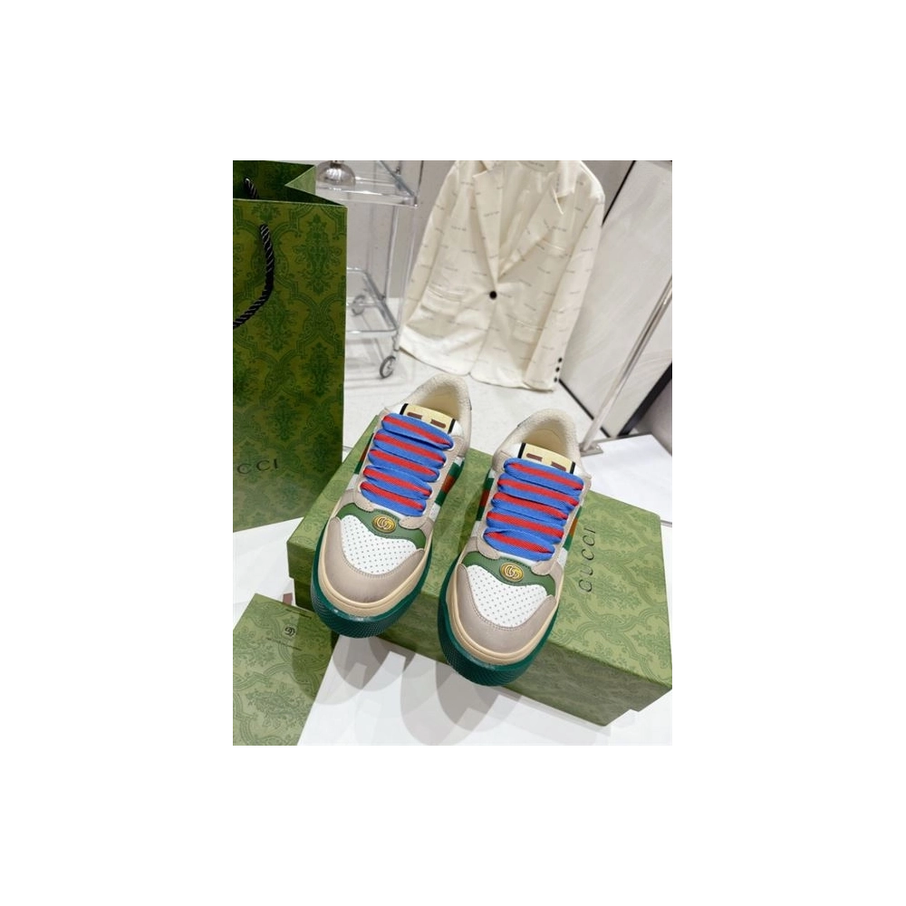 FashionStatement,GUCCI,IconicStyle,ItalianCraftsmanship,LuxuryFootwear,SNEAKER