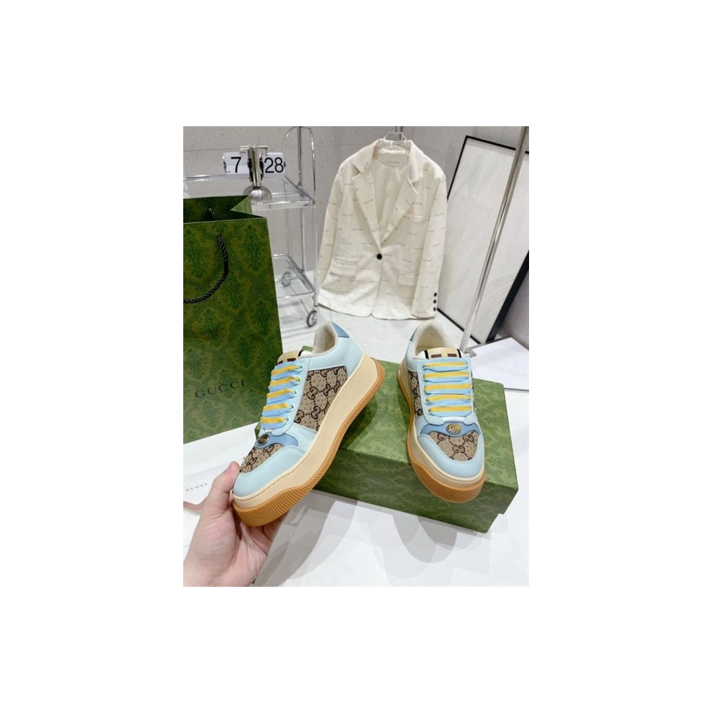 FashionStatement,GUCCI,IconicStyle,ItalianCraftsmanship,LuxuryFootwear,SNEAKER