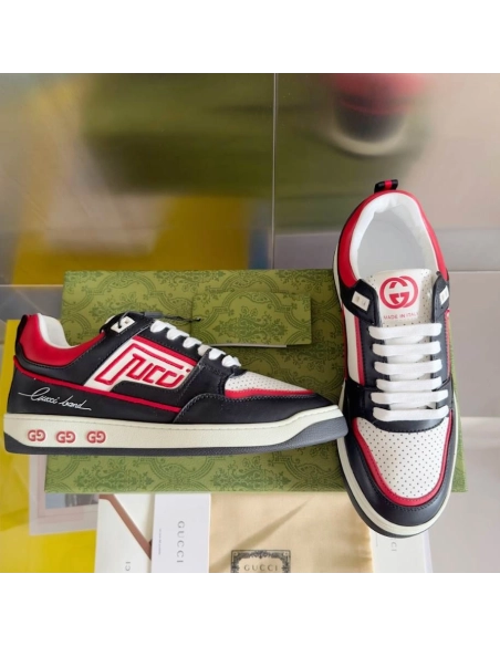 FashionStatement,GUCCI,IconicStyle,ItalianCraftsmanship,LuxuryFootwear,SNEAKER