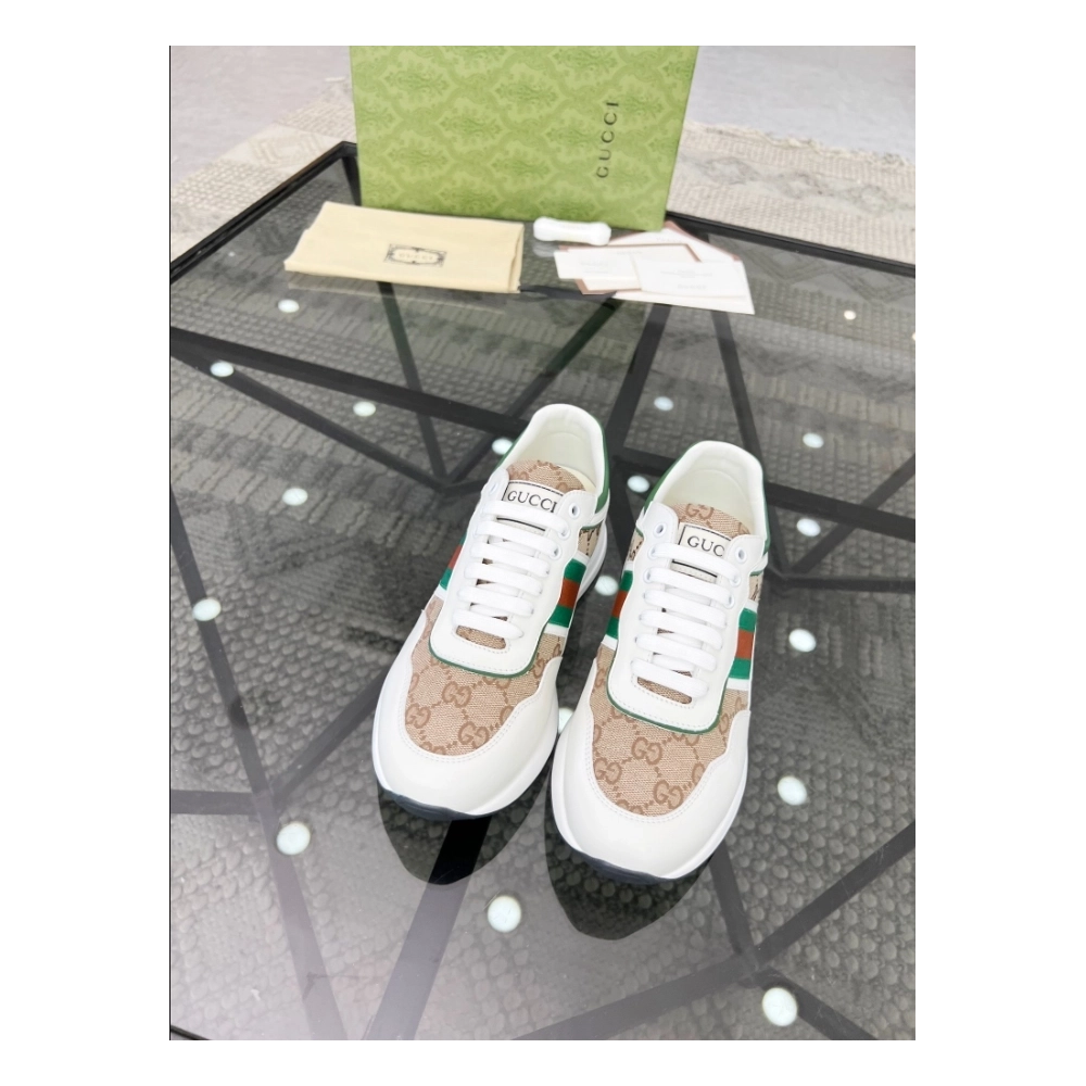 FashionStatement,GUCCI,IconicStyle,ItalianCraftsmanship,LuxuryFootwear,SNEAKER
