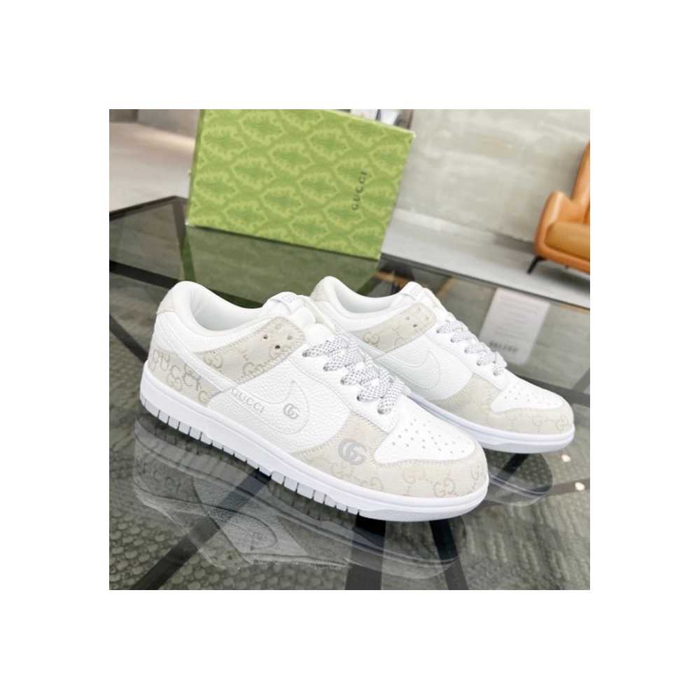 FashionStatement,GUCCI,IconicStyle,ItalianCraftsmanship,LuxuryFootwear,SNEAKER