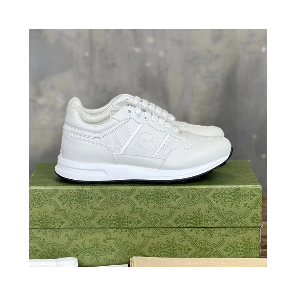 FashionStatement,GUCCI,IconicStyle,ItalianCraftsmanship,LuxuryFootwear,SNEAKER