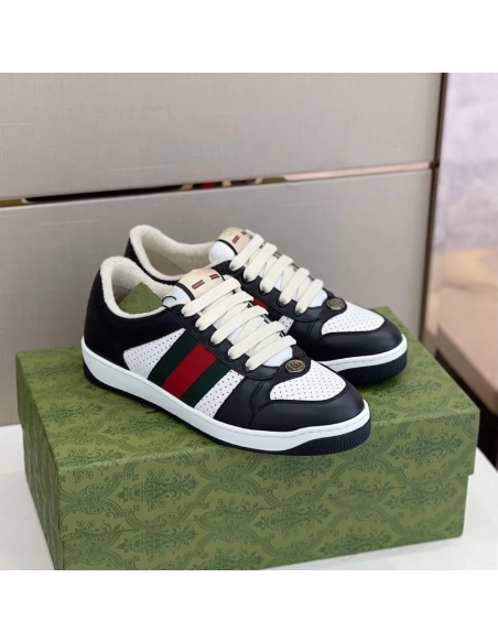 FashionStatement,GUCCI,IconicStyle,ItalianCraftsmanship,LuxuryFootwear,SNEAKER