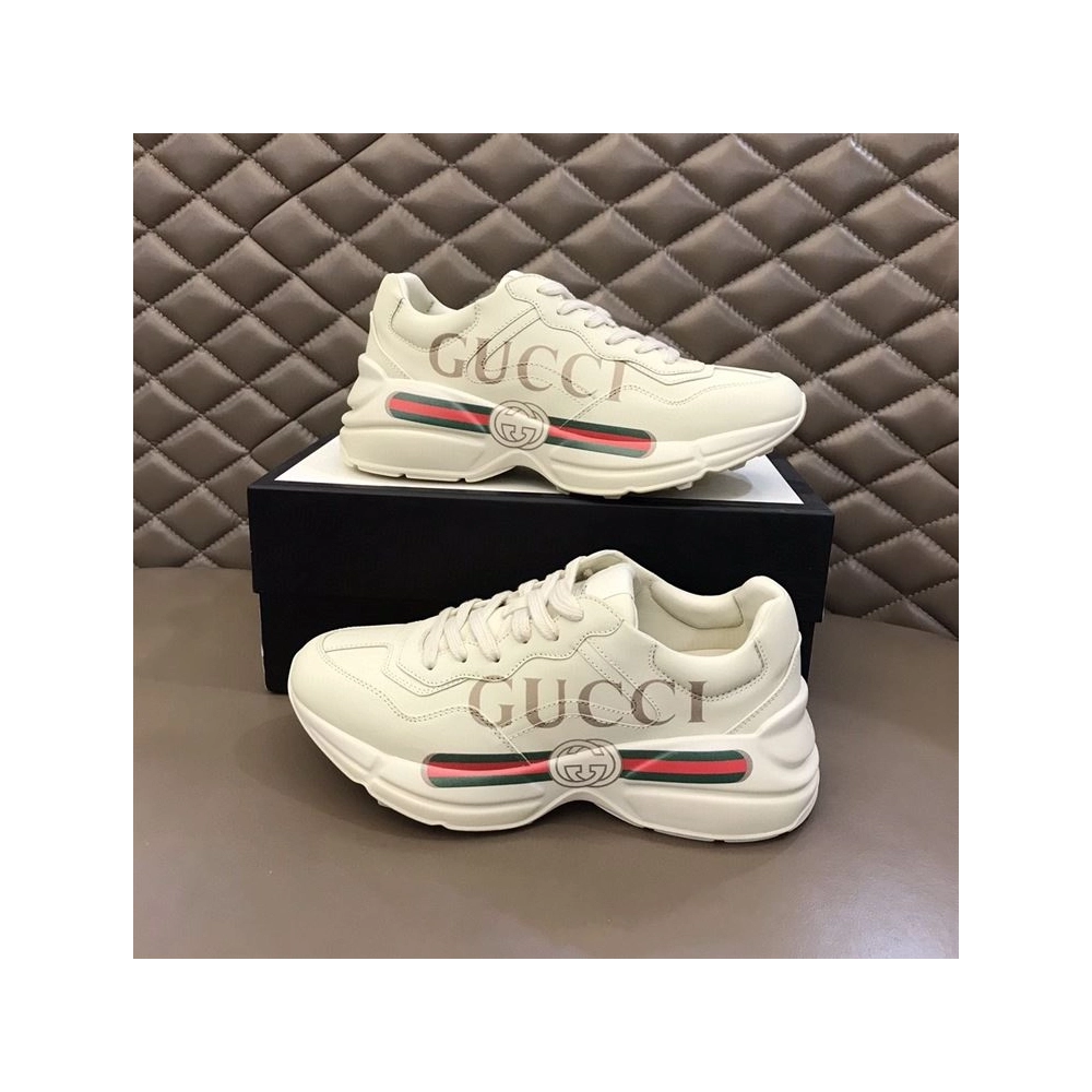 FashionStatement,GUCCI,IconicStyle,ItalianCraftsmanship,LuxuryFootwear,SNEAKER