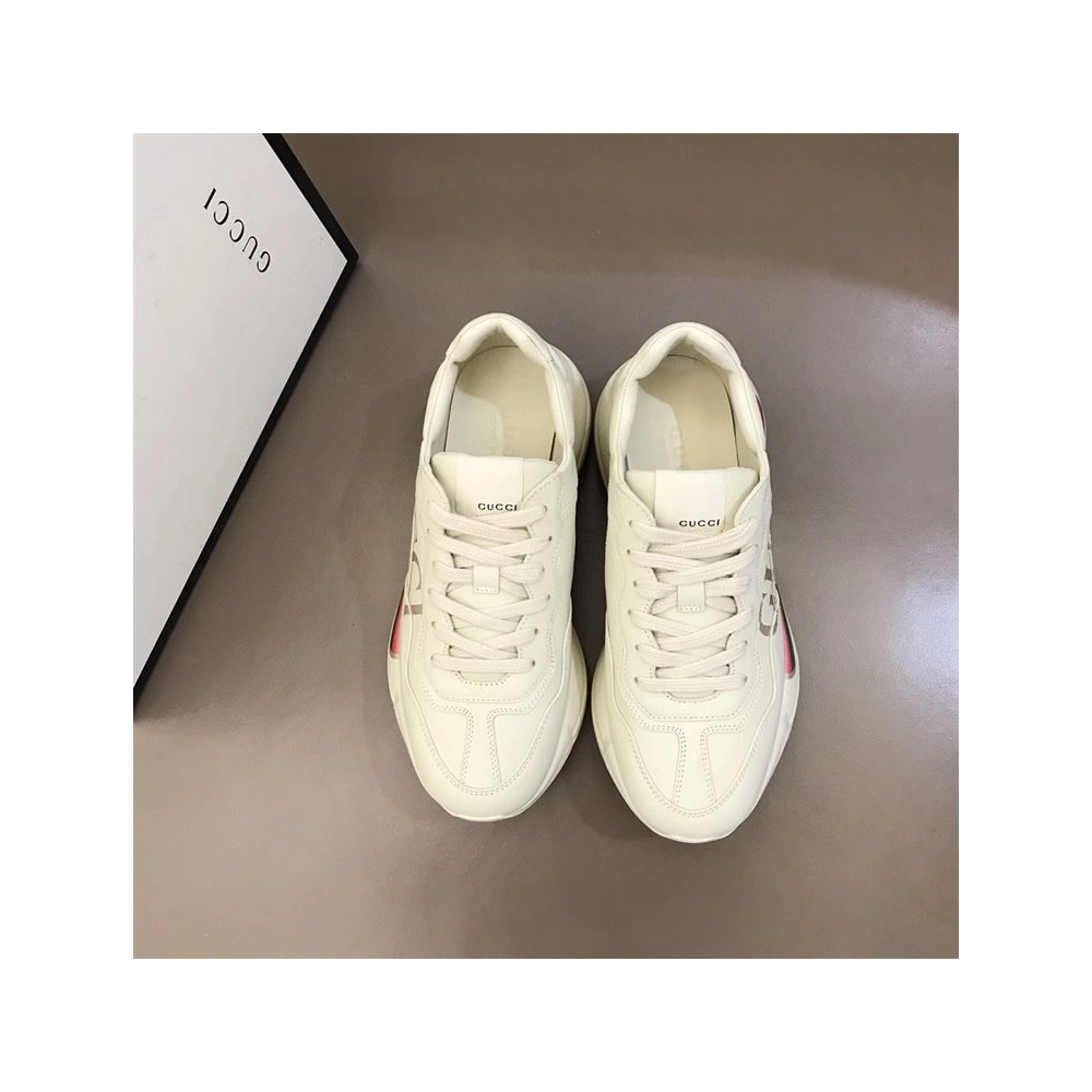 FashionStatement,GUCCI,IconicStyle,ItalianCraftsmanship,LuxuryFootwear,SNEAKER