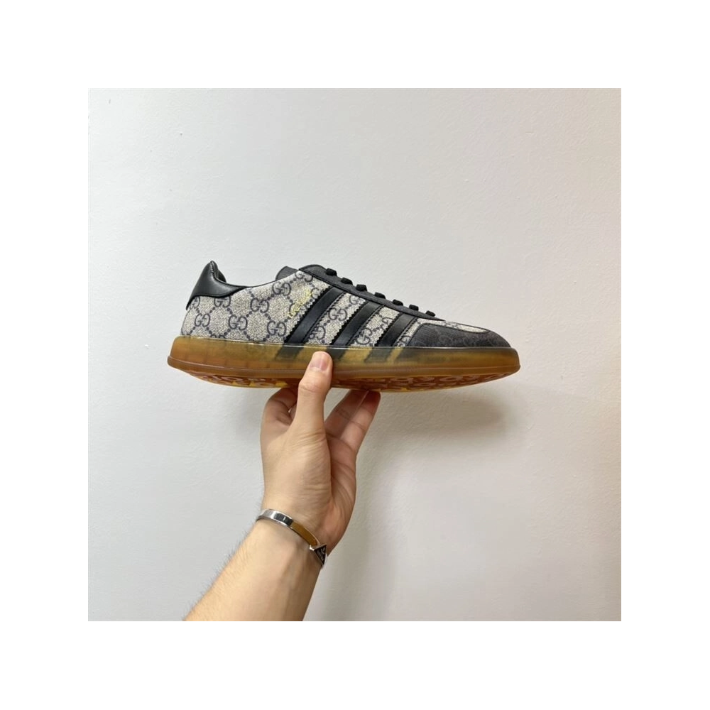 FashionStatement,GUCCI,LuxuryFootwear,SNEAKER