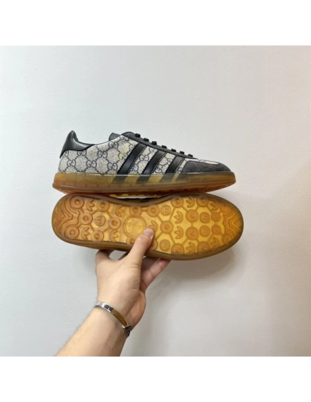 FashionStatement,GUCCI,LuxuryFootwear,SNEAKER
