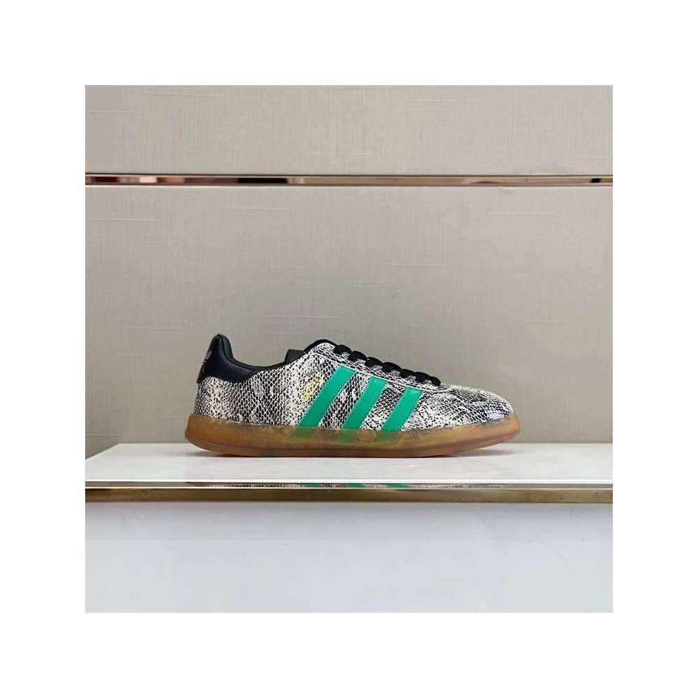 FashionStatement,GUCCI,LuxuryFootwear,SNEAKER