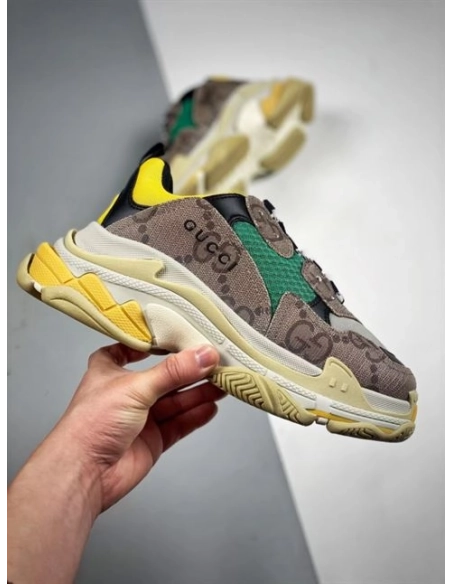 GUCCI,GucciBalenciaga,Sneakers,TripleS