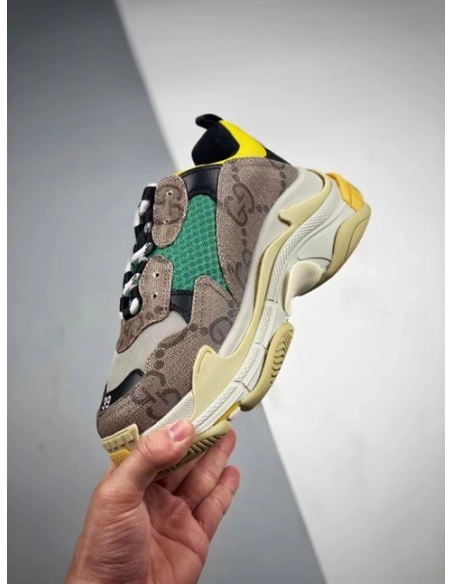 GUCCI,GucciBalenciaga,Sneakers,TripleS