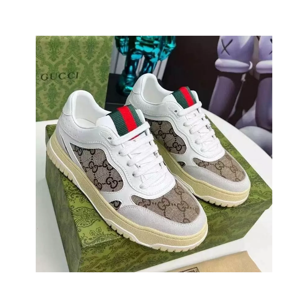 FashionStatement,FOOTWEAR,GUCCI,IconicStyle,LuxuryFootwear,SHOES FOR WOMEN,Sneakers